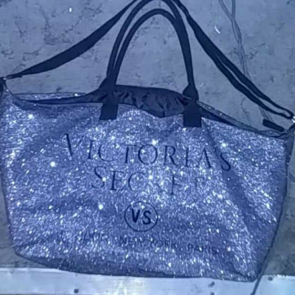 purses - Picture 2 of 2